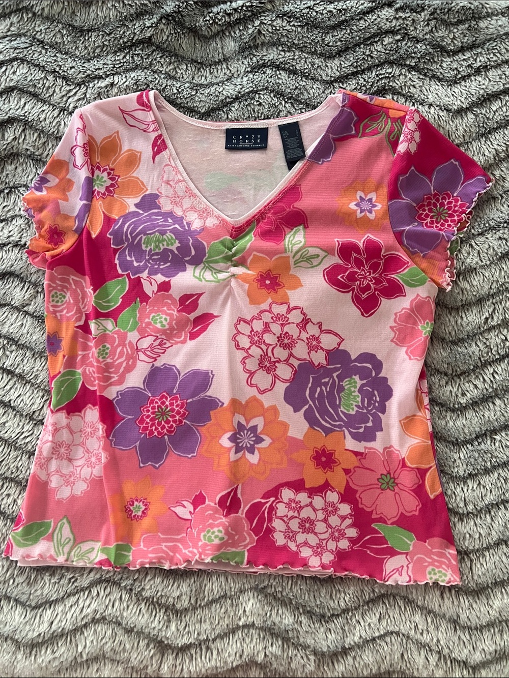 Liz Claiborne Pink Floral V-Neck Short Sleeve Tee